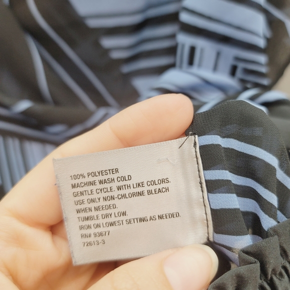 💕 Worthington Blue & Black Semi Sheer Blouse Top Women's Size Large Petite - Picture 7 of 10